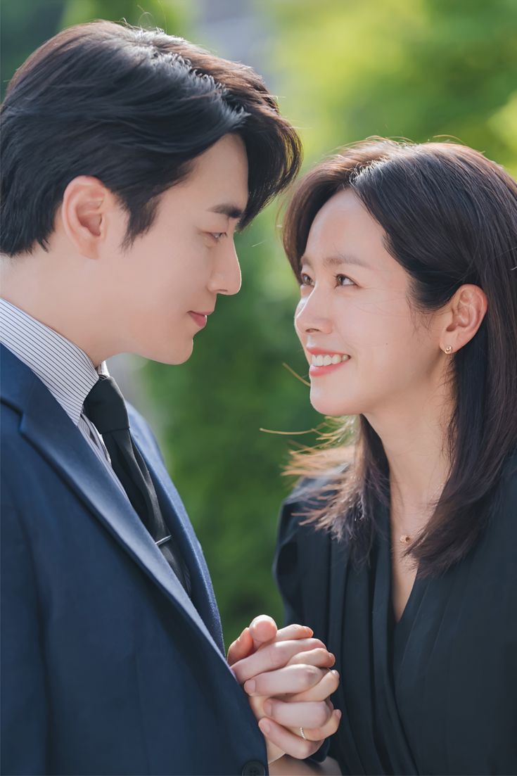 Nắm Tay Em, Đi Tiếp Nhé?