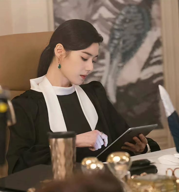 Độc trong tách trà