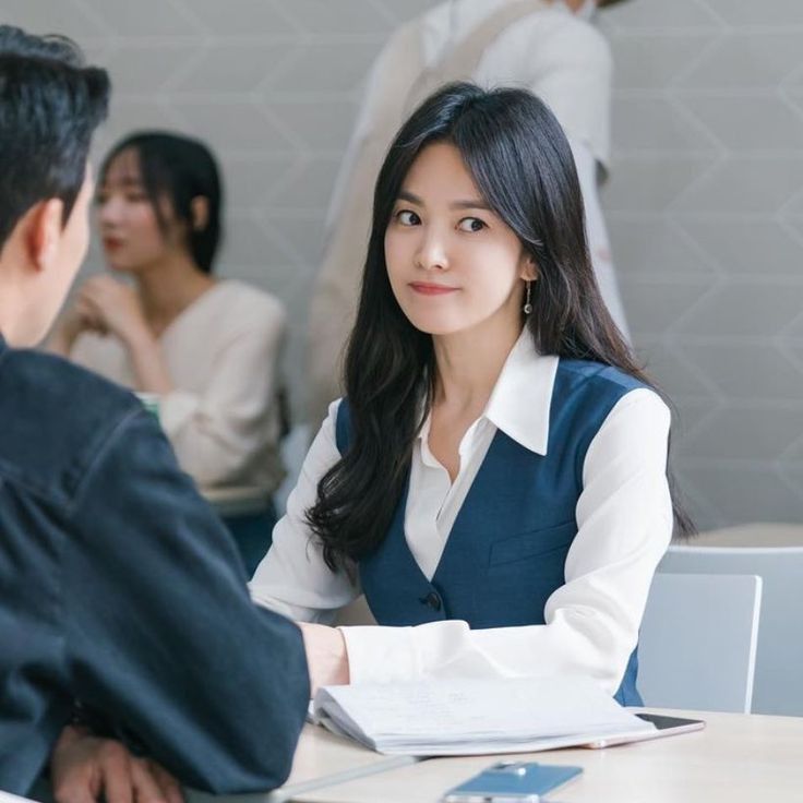 Đứa Con Trong Bụng Cô, Rốt Cuộc Của Ai?