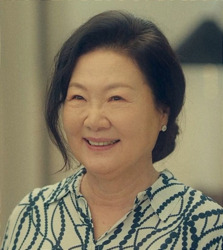 SINH NHẬT TUỔI SÁU MƯƠI